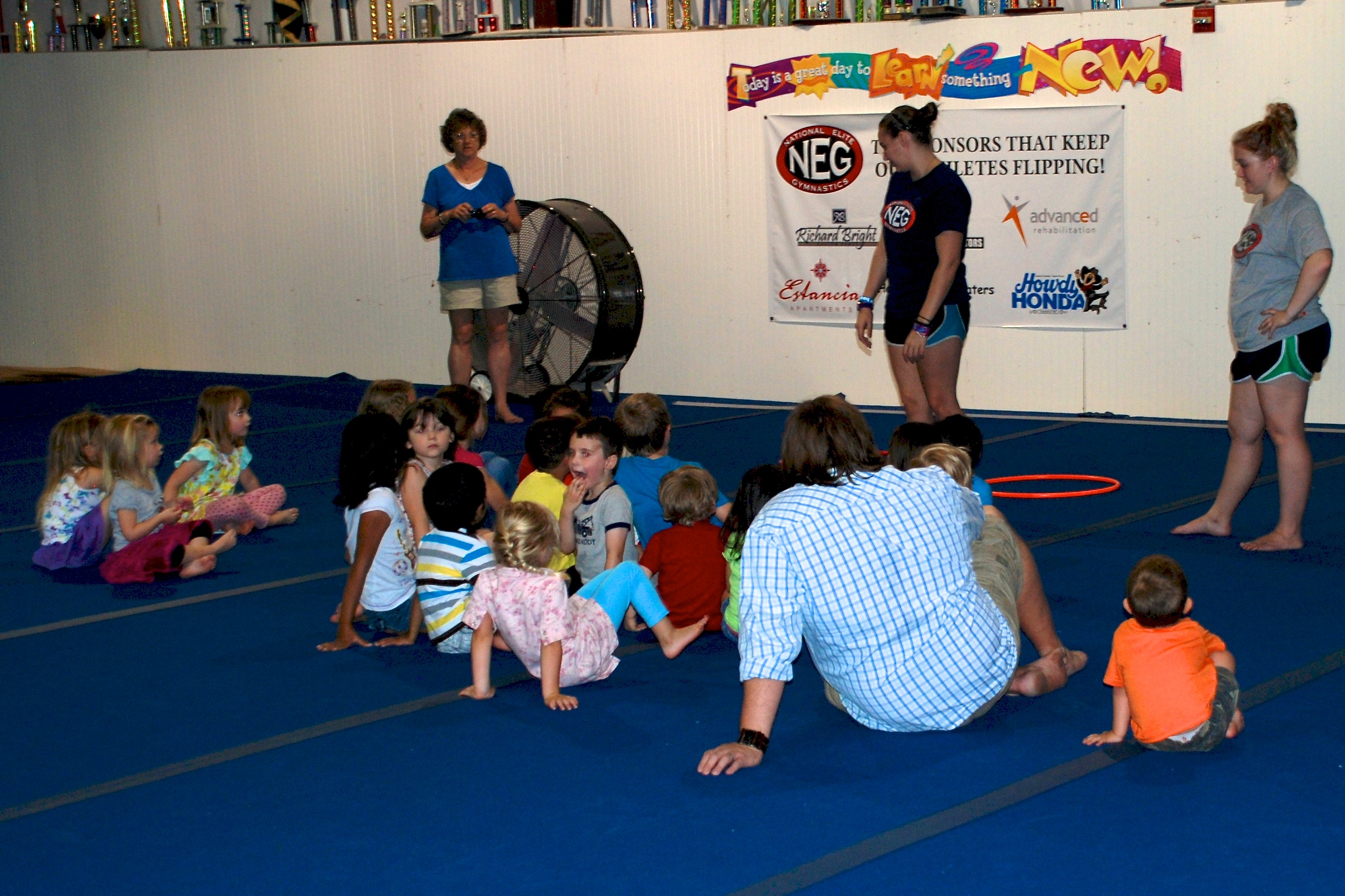 2012-05-20-Sydney's 4th BD-15.jpg